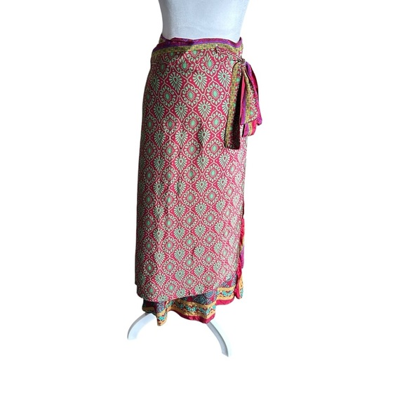 Impressions Vibrant Patterned Silk Reversible Skirt - Picture 6 of 8